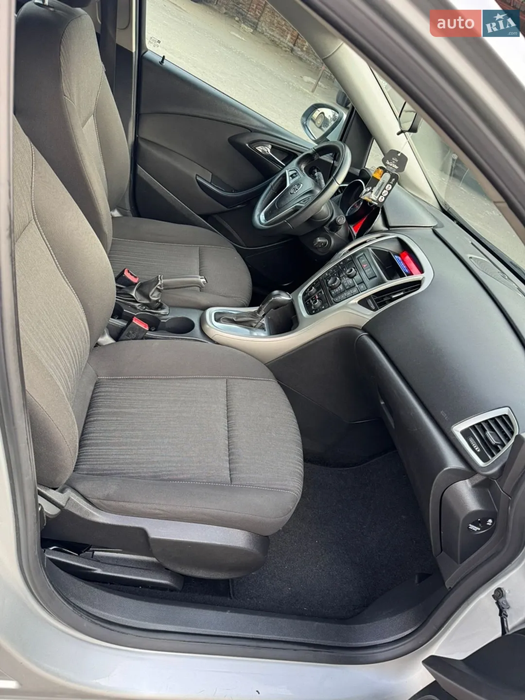 2012 Opel Astra - мініатюра 21