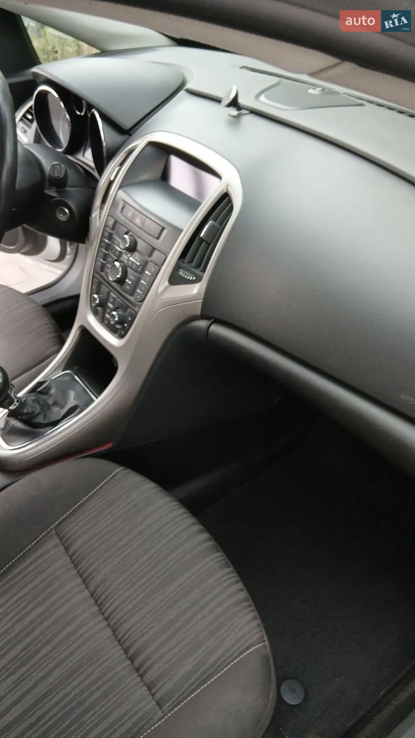 2010 Opel Astra - мініатюра 13