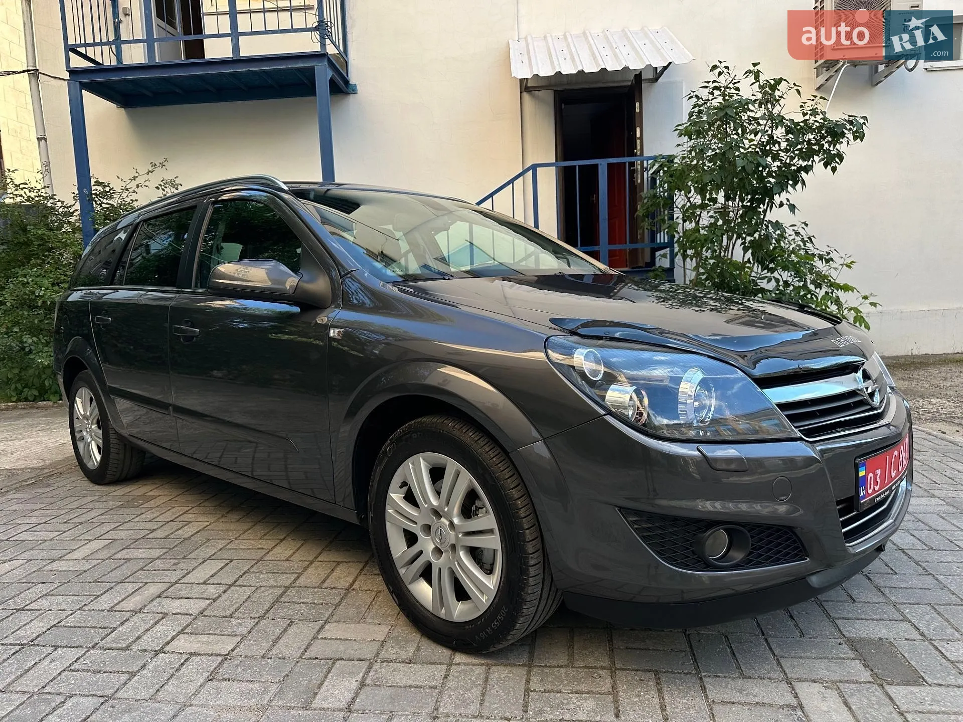 2010 Opel Astra - мініатюра 3