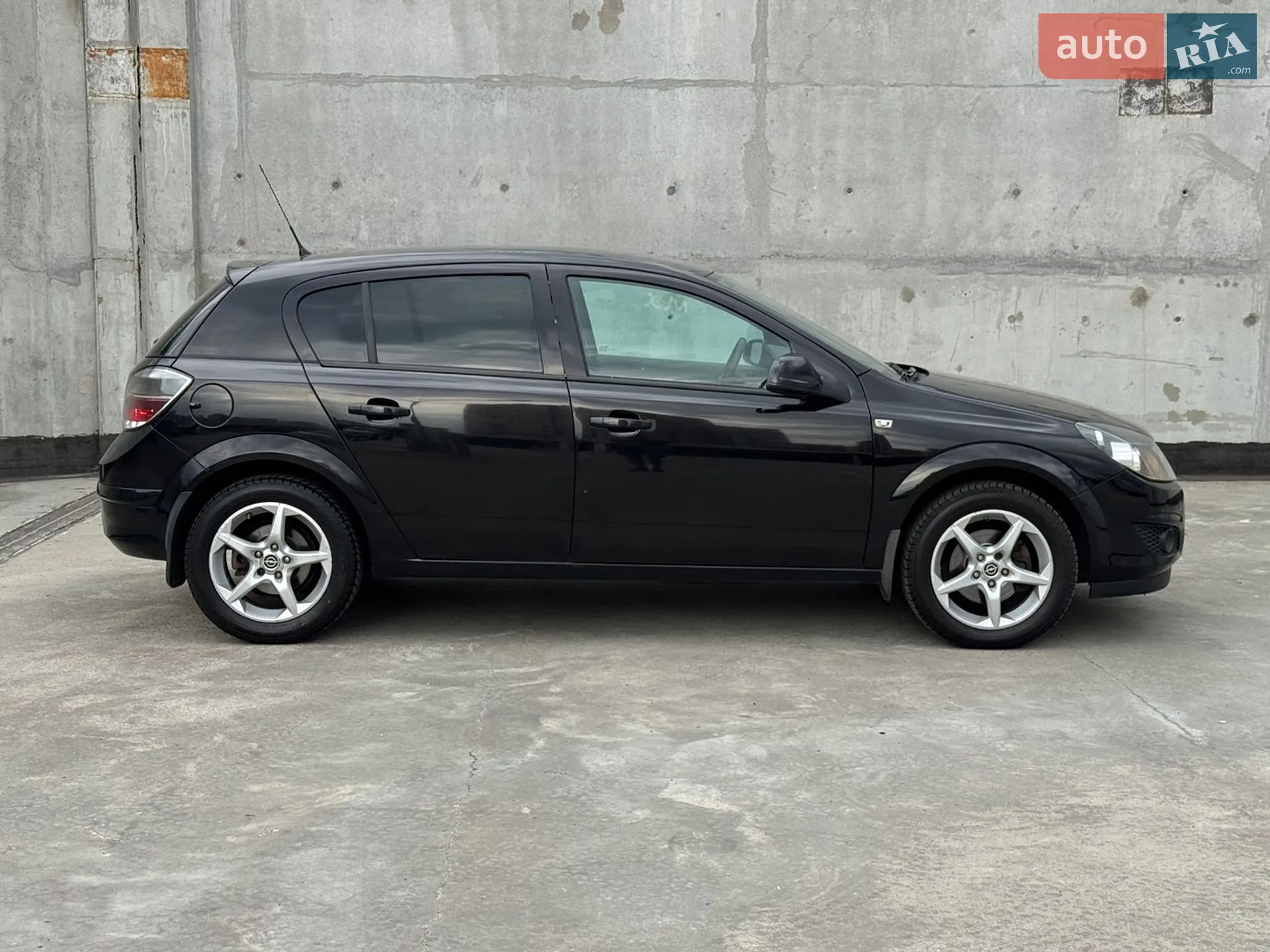 2010 Opel Astra - мініатюра 7