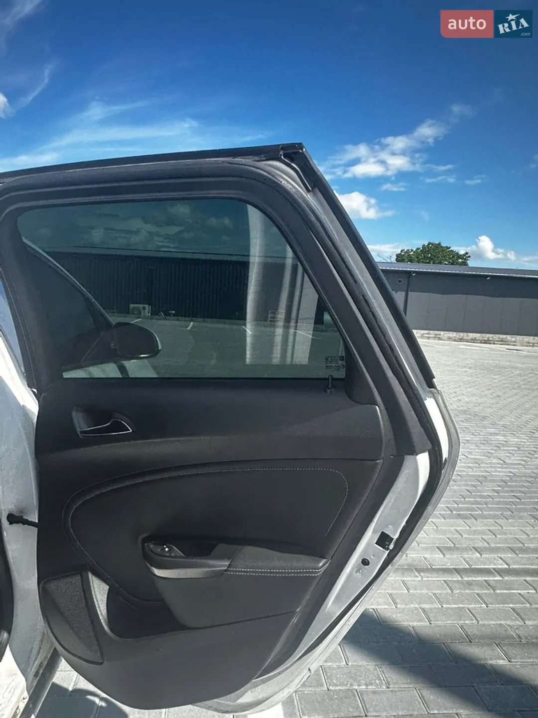 2011 Opel Astra - мініатюра 22