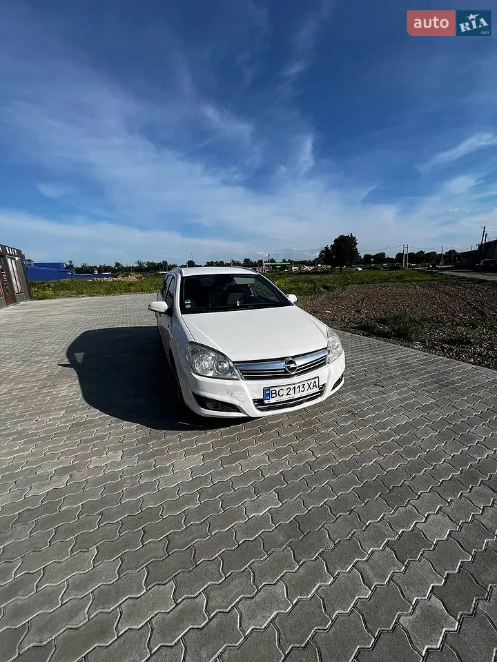 2011 Opel Astra - мініатюра 30