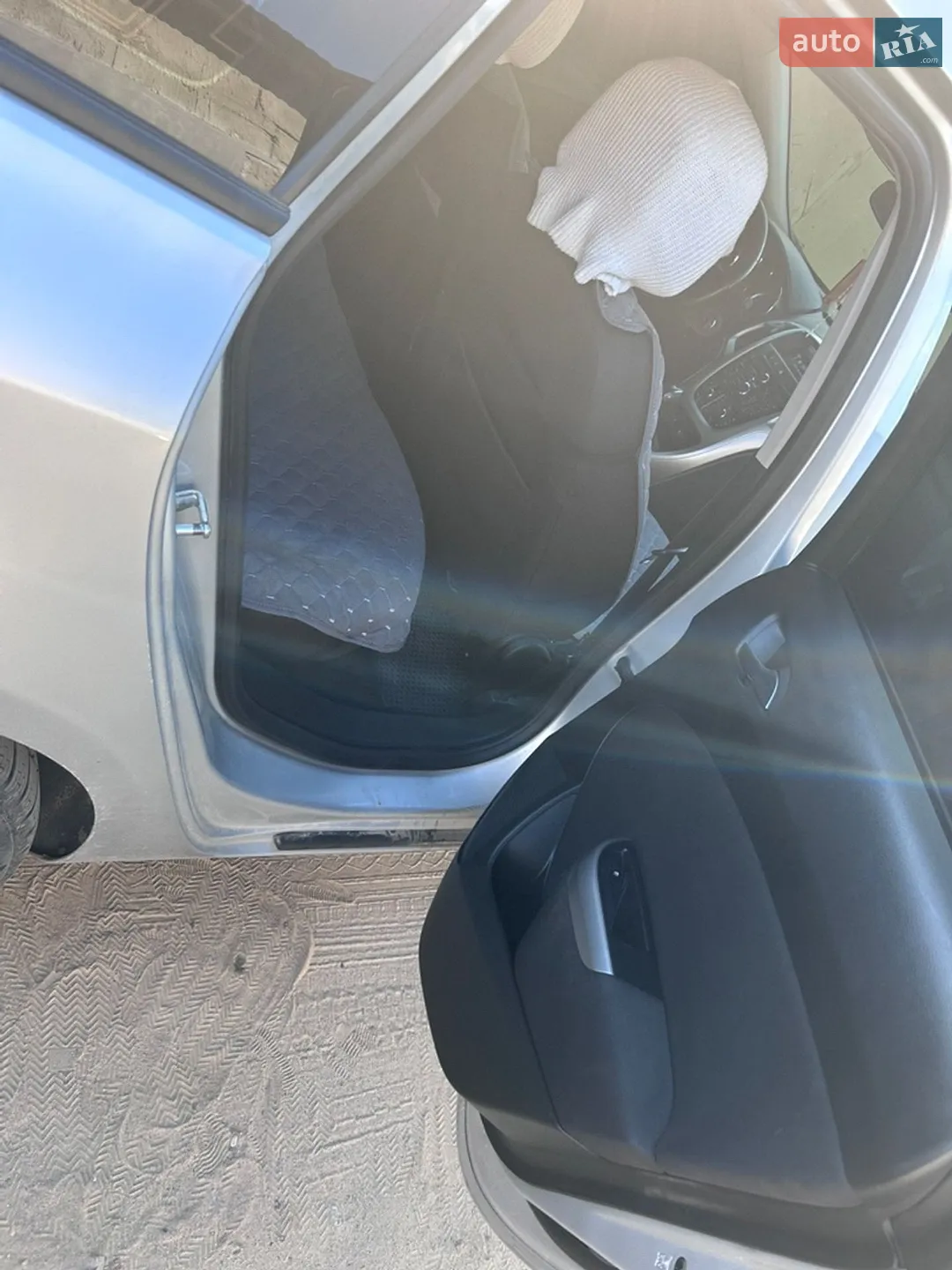 2011 Opel Astra - мініатюра 6