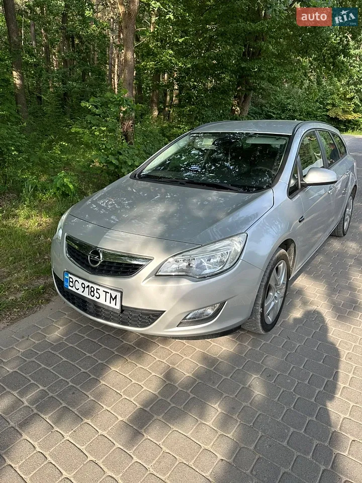2011 Opel Astra - мініатюра 28