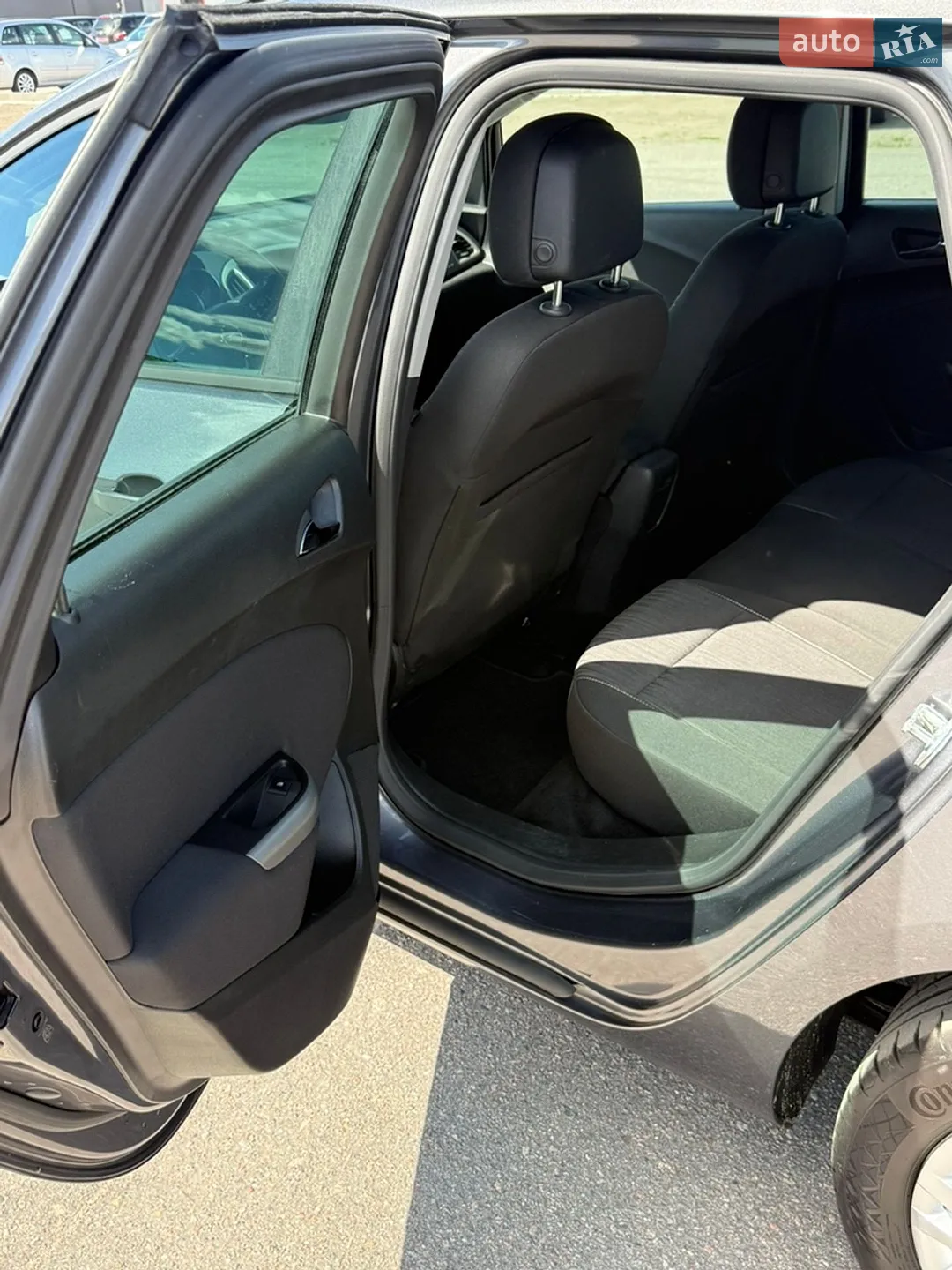 2011 Opel Astra - мініатюра 43