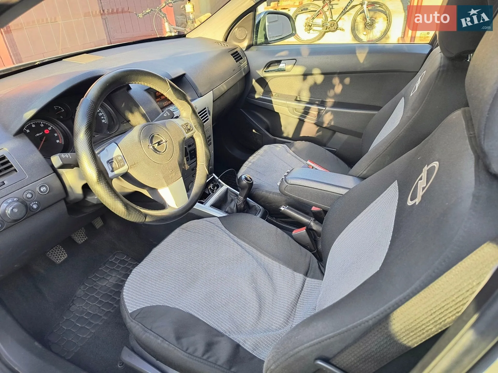 2012 Opel Astra - мініатюра 8