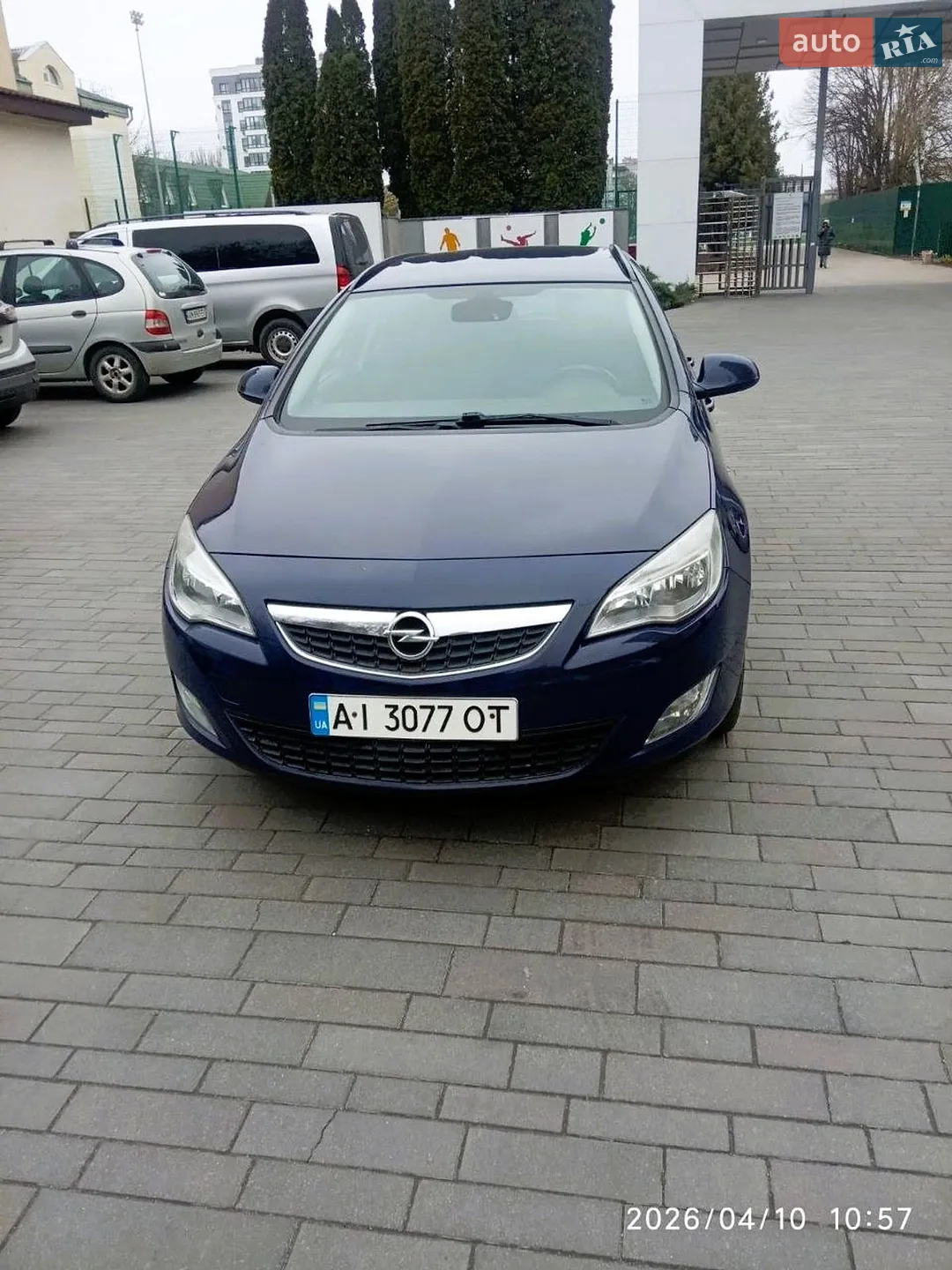 2011 Opel Astra - мініатюра 2