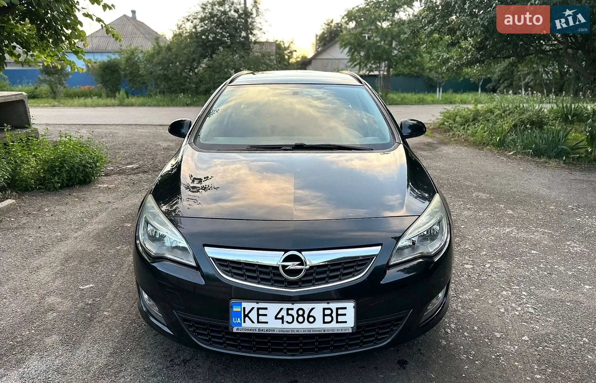 2012 Opel Astra - фото 1