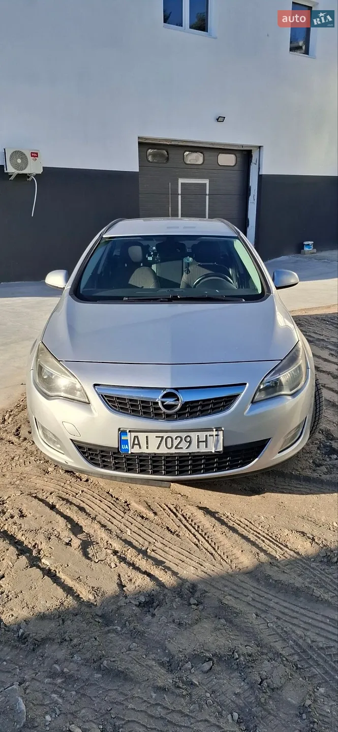 2011 Opel Astra - мініатюра 2