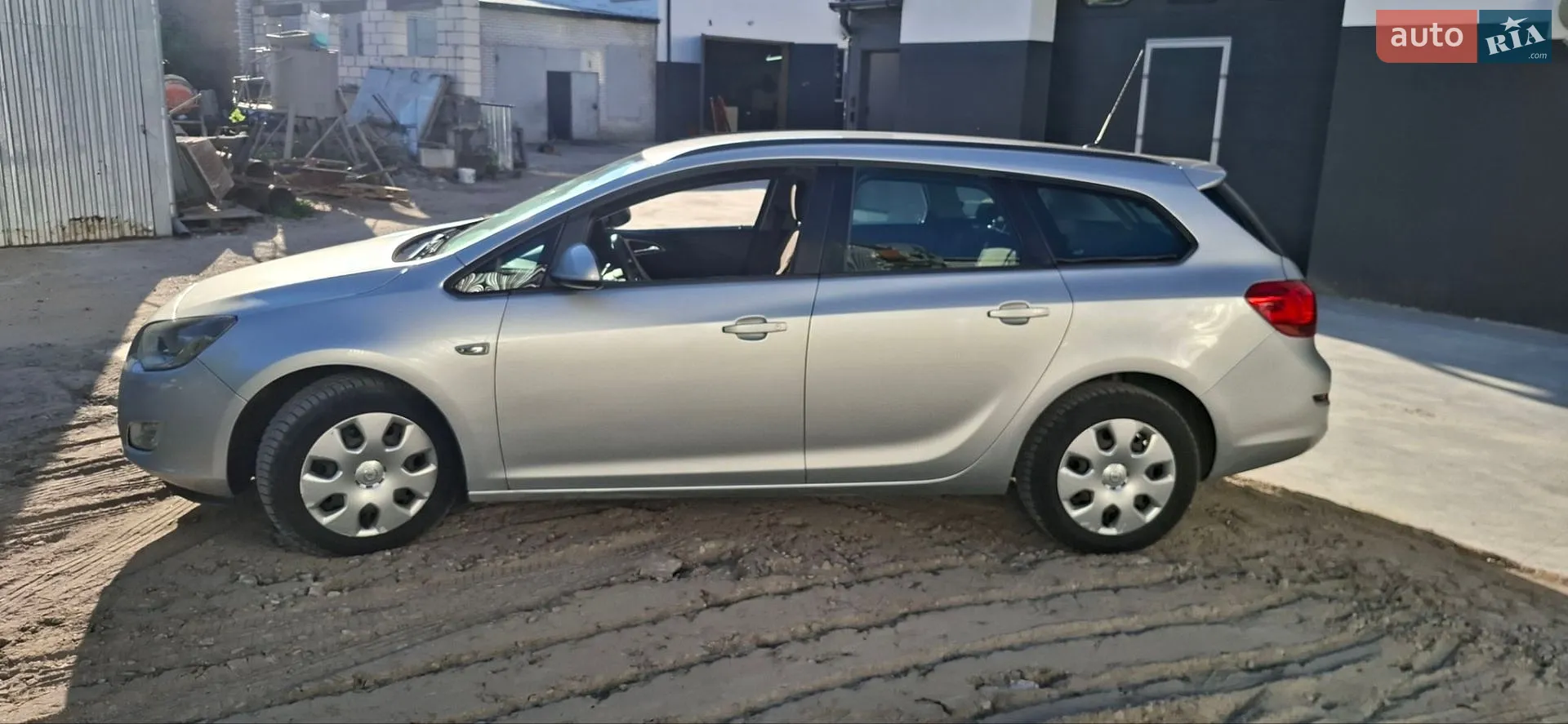 2011 Opel Astra - мініатюра 4