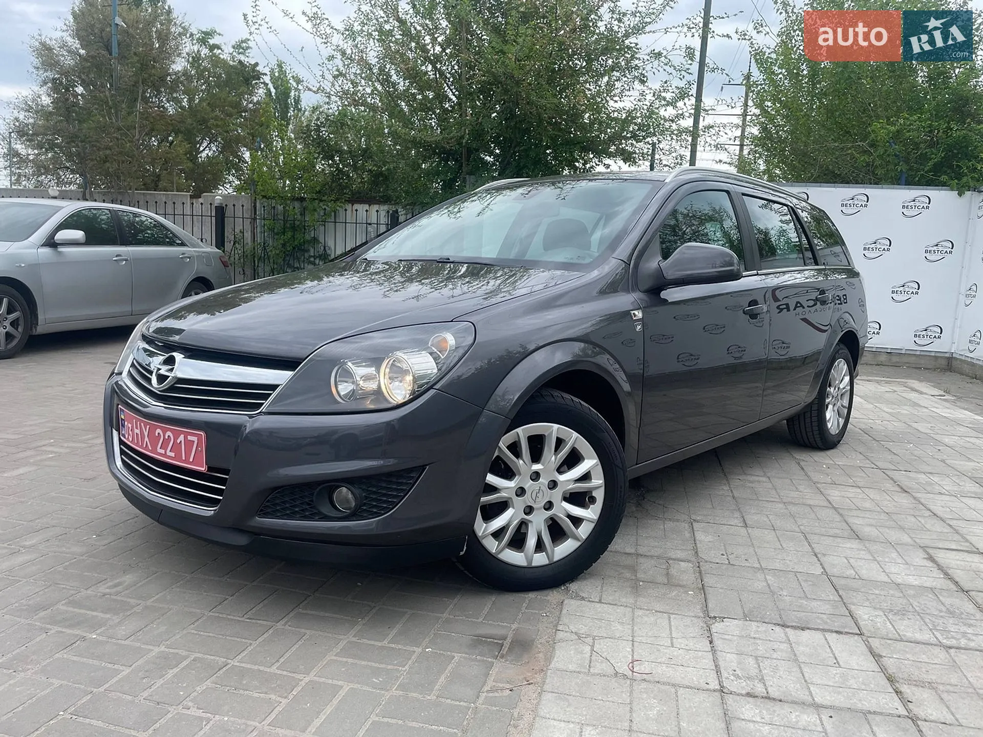 2010 Opel Astra - фото 1