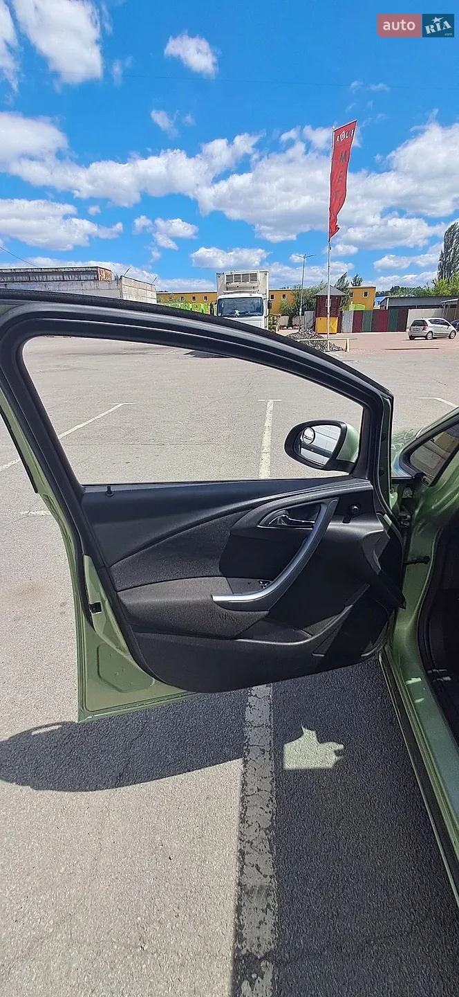2012 Opel Astra - мініатюра 32