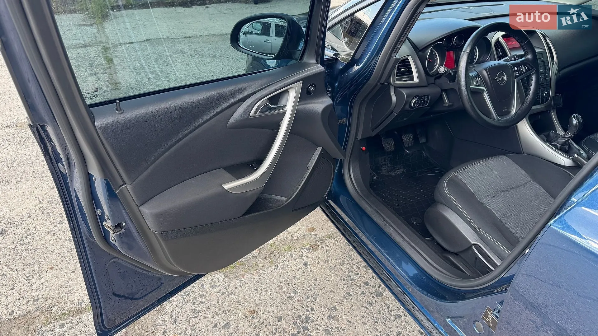 2011 Opel Astra - мініатюра 10