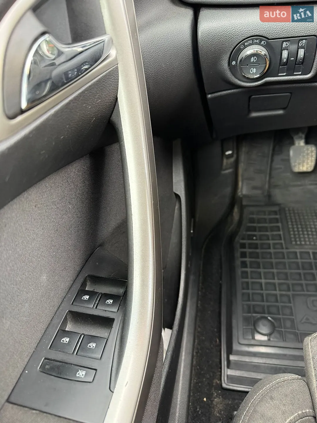 2011 Opel Astra - мініатюра 3