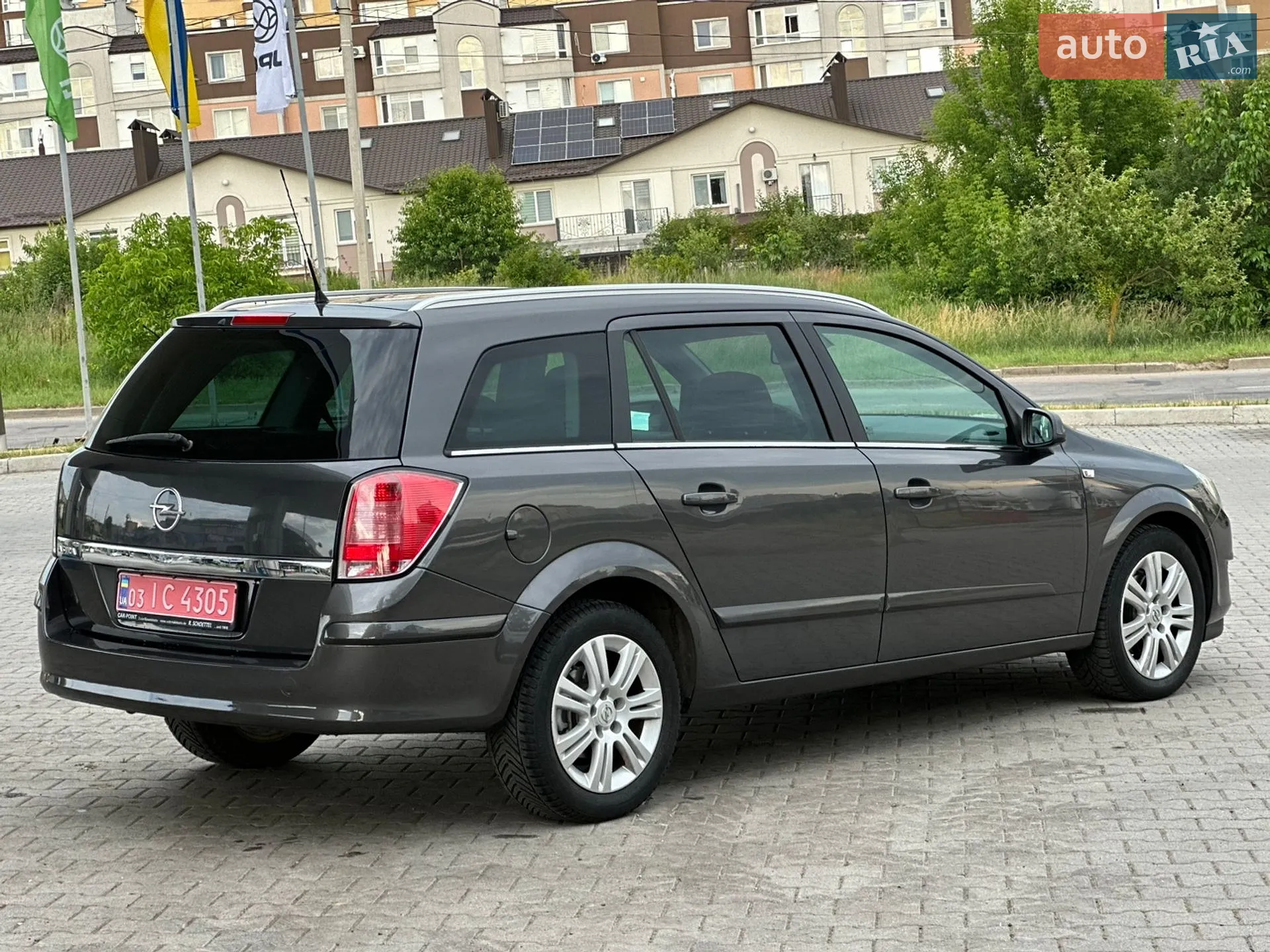 2010 Opel Astra - мініатюра 8