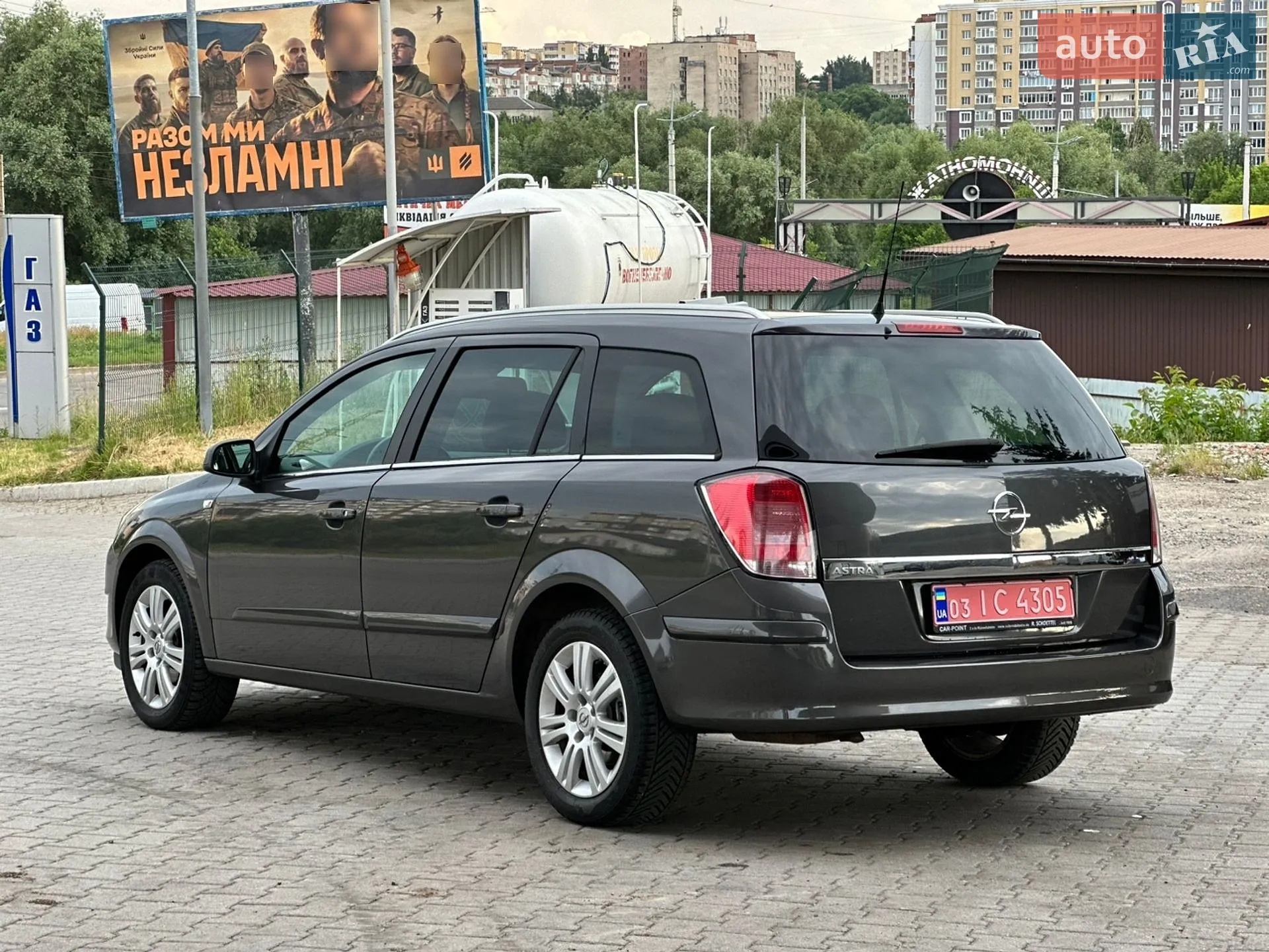 2010 Opel Astra - мініатюра 12