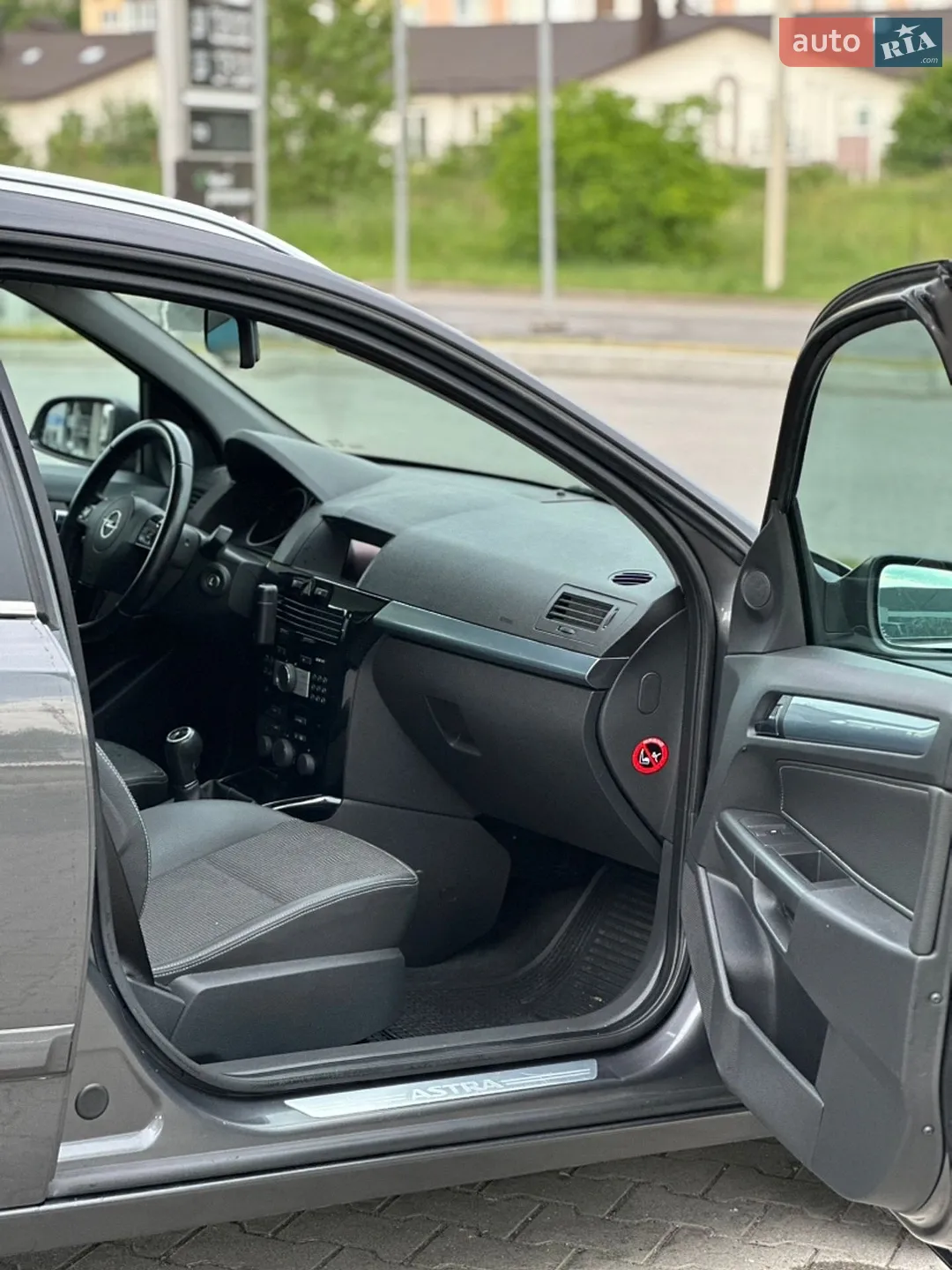 2010 Opel Astra - мініатюра 18