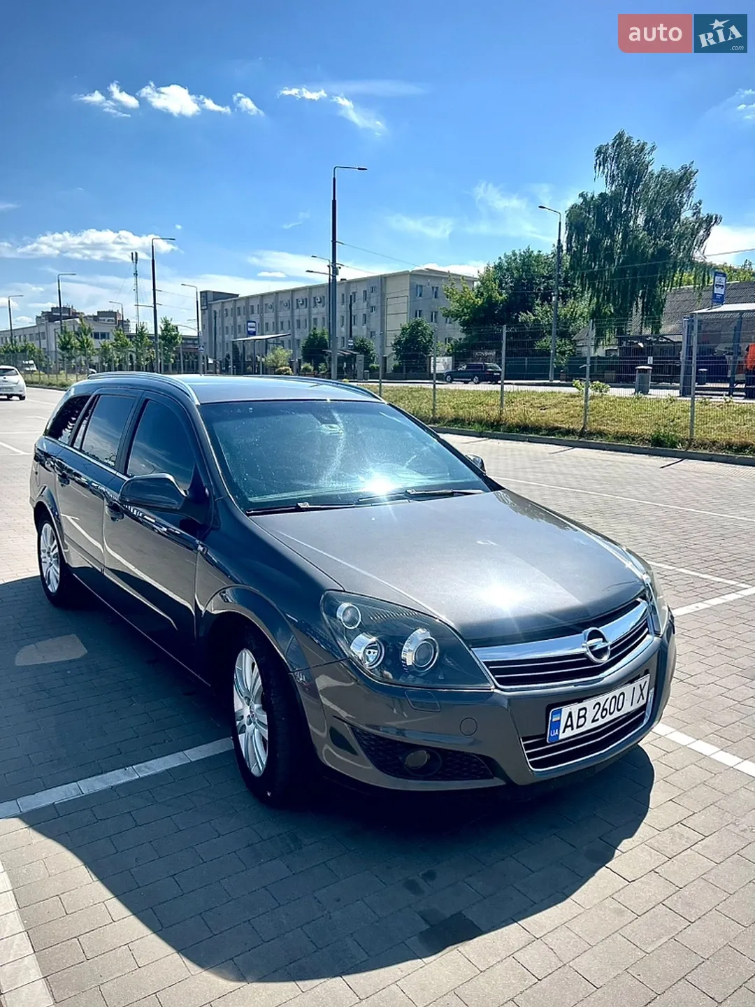 2010 Opel Astra - мініатюра 2