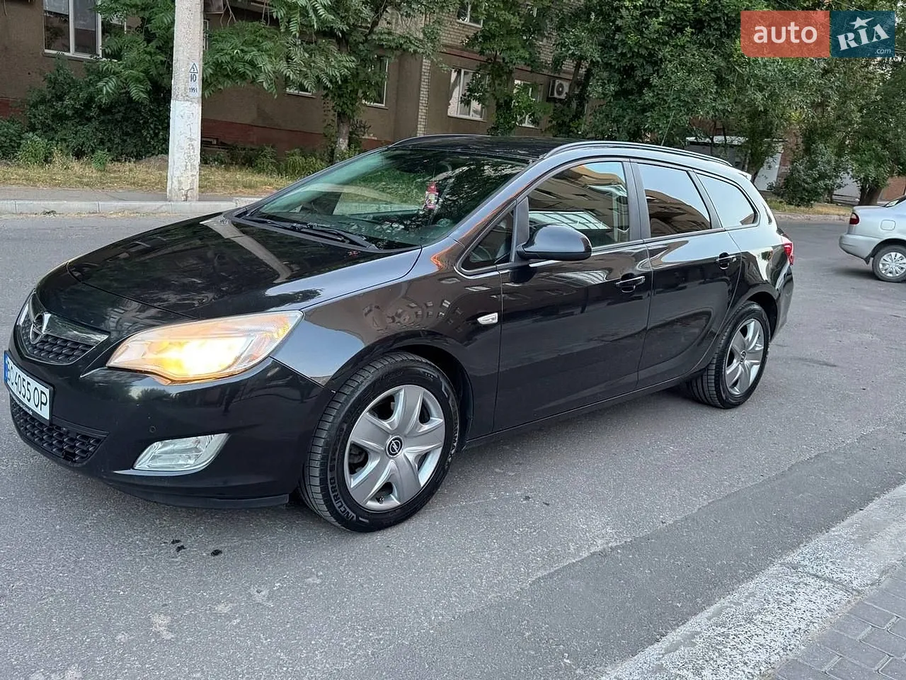 2011 Opel Astra - мініатюра 10