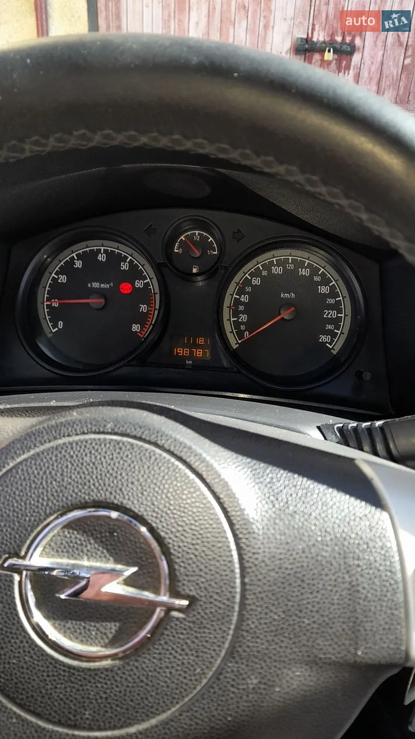 2010 Opel Astra - мініатюра 13