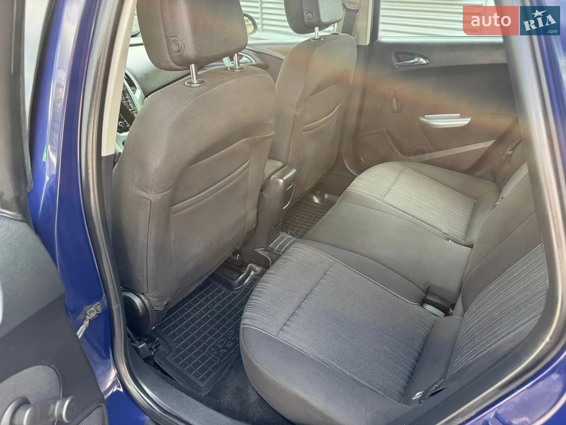 2012 Opel Astra - мініатюра 30