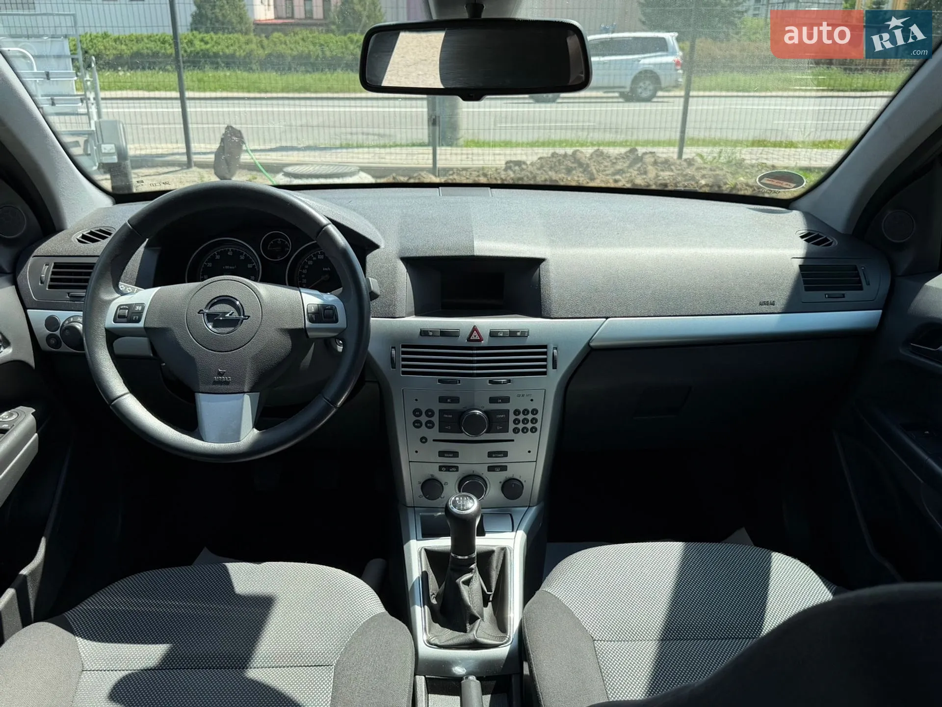 2010 Opel Astra - мініатюра 9