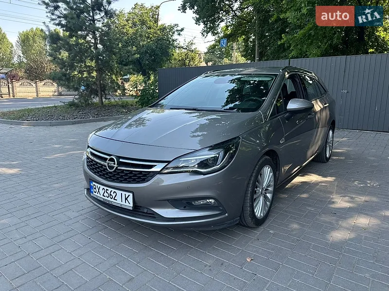 Opel Astra 2016