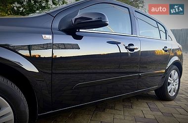 Хэтчбек Opel Astra 2009 в Кременчуге