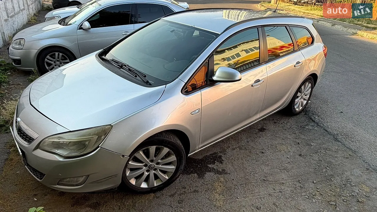 2011 Opel Astra - мініатюра 13
