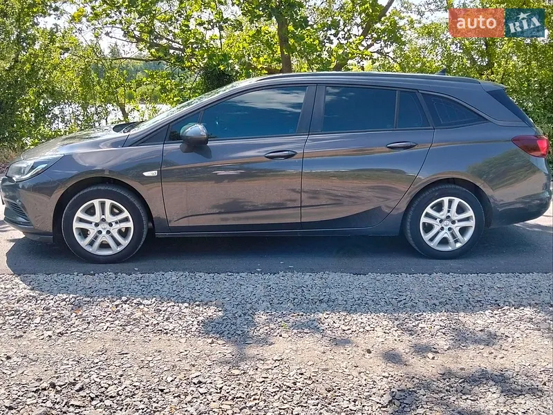Opel Astra 2016
