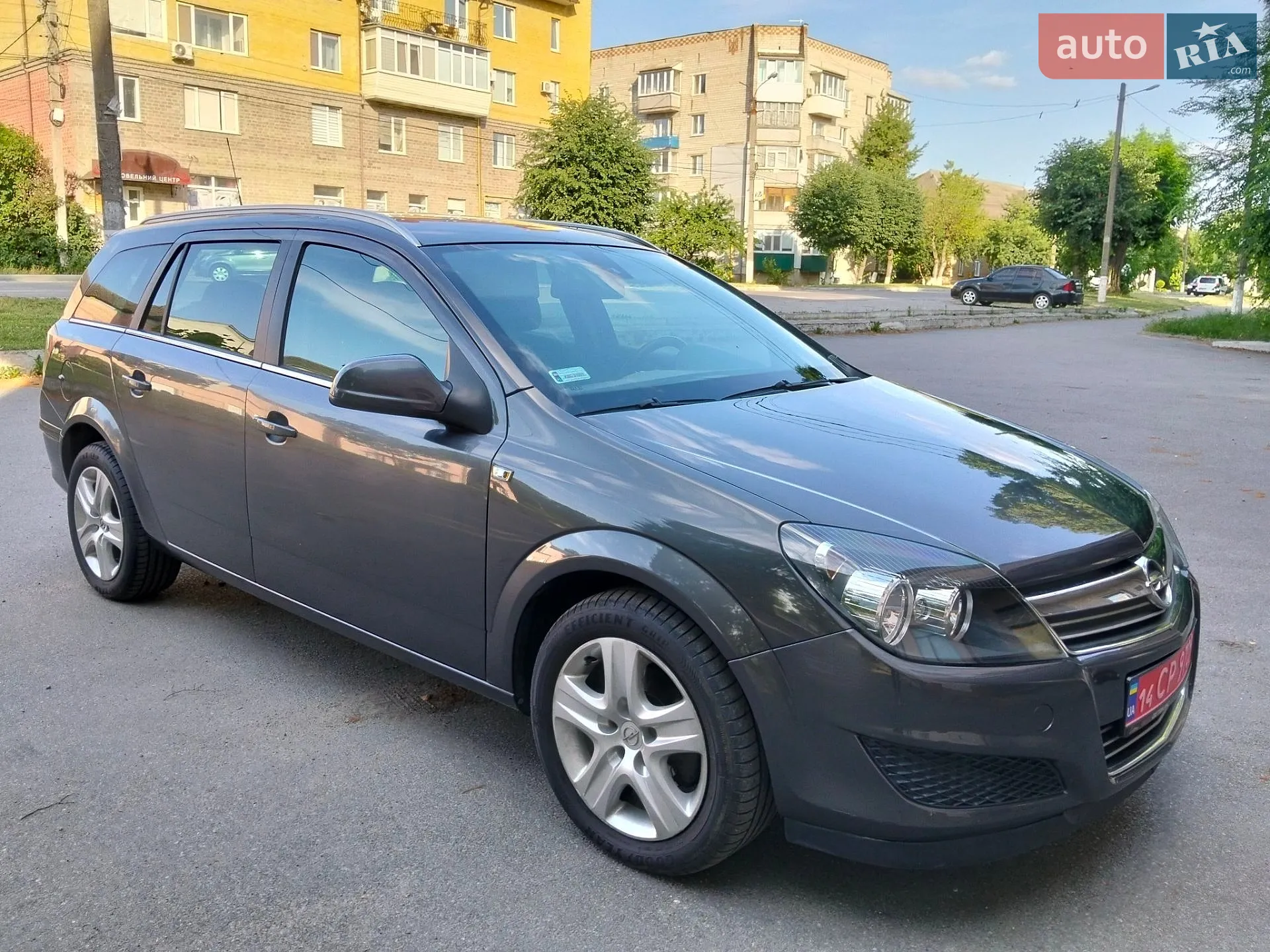 2010 Opel Astra - мініатюра 8