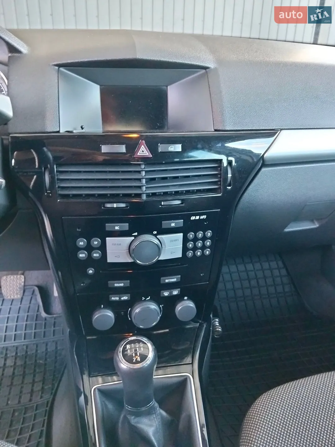 2010 Opel Astra - мініатюра 40