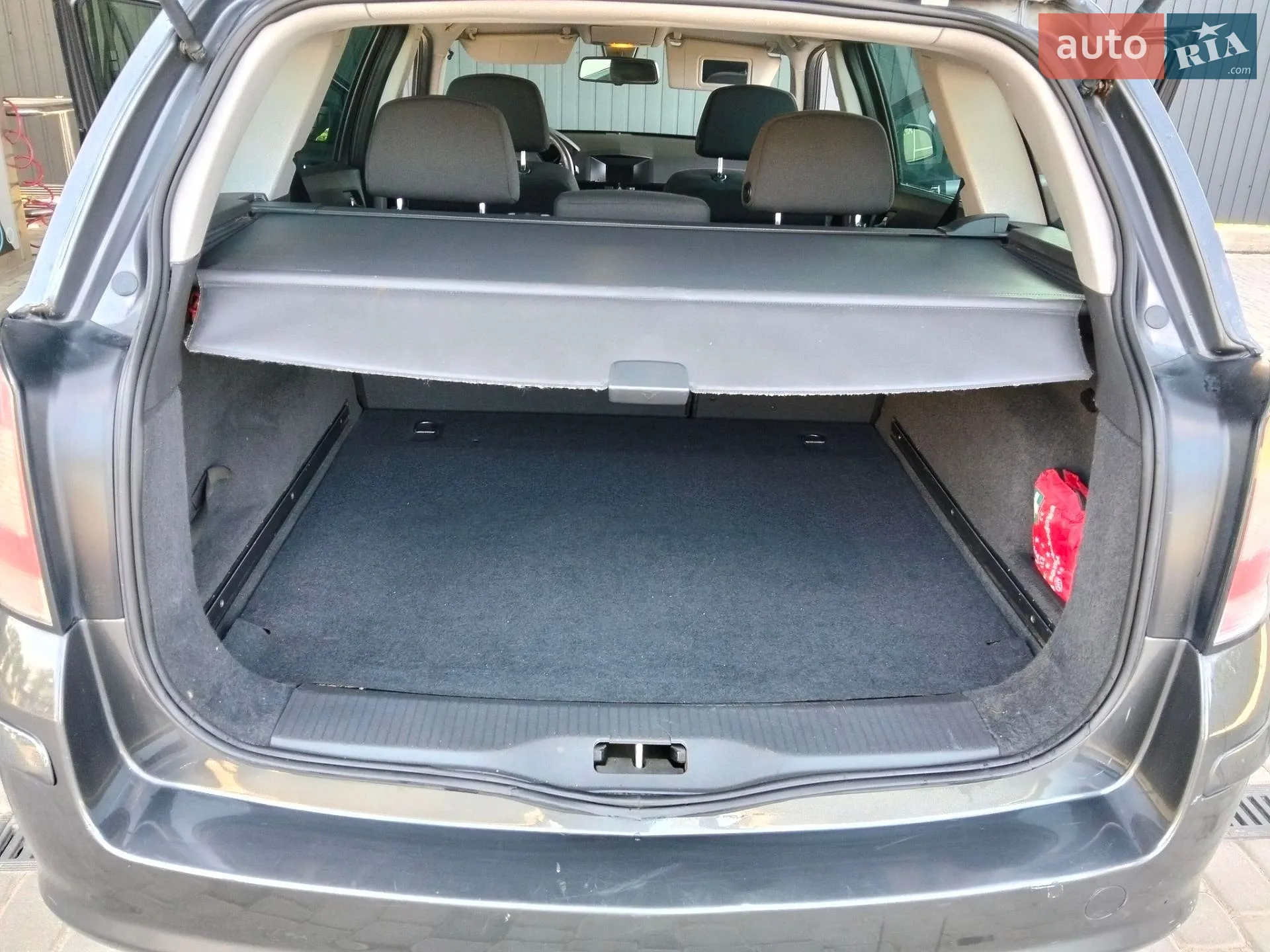 2010 Opel Astra - мініатюра 44