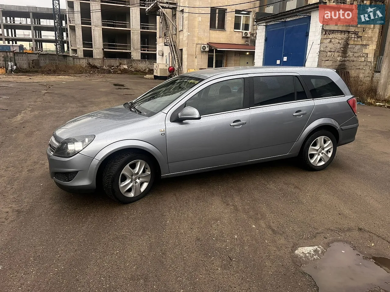 2010 Opel Astra - мініатюра 11