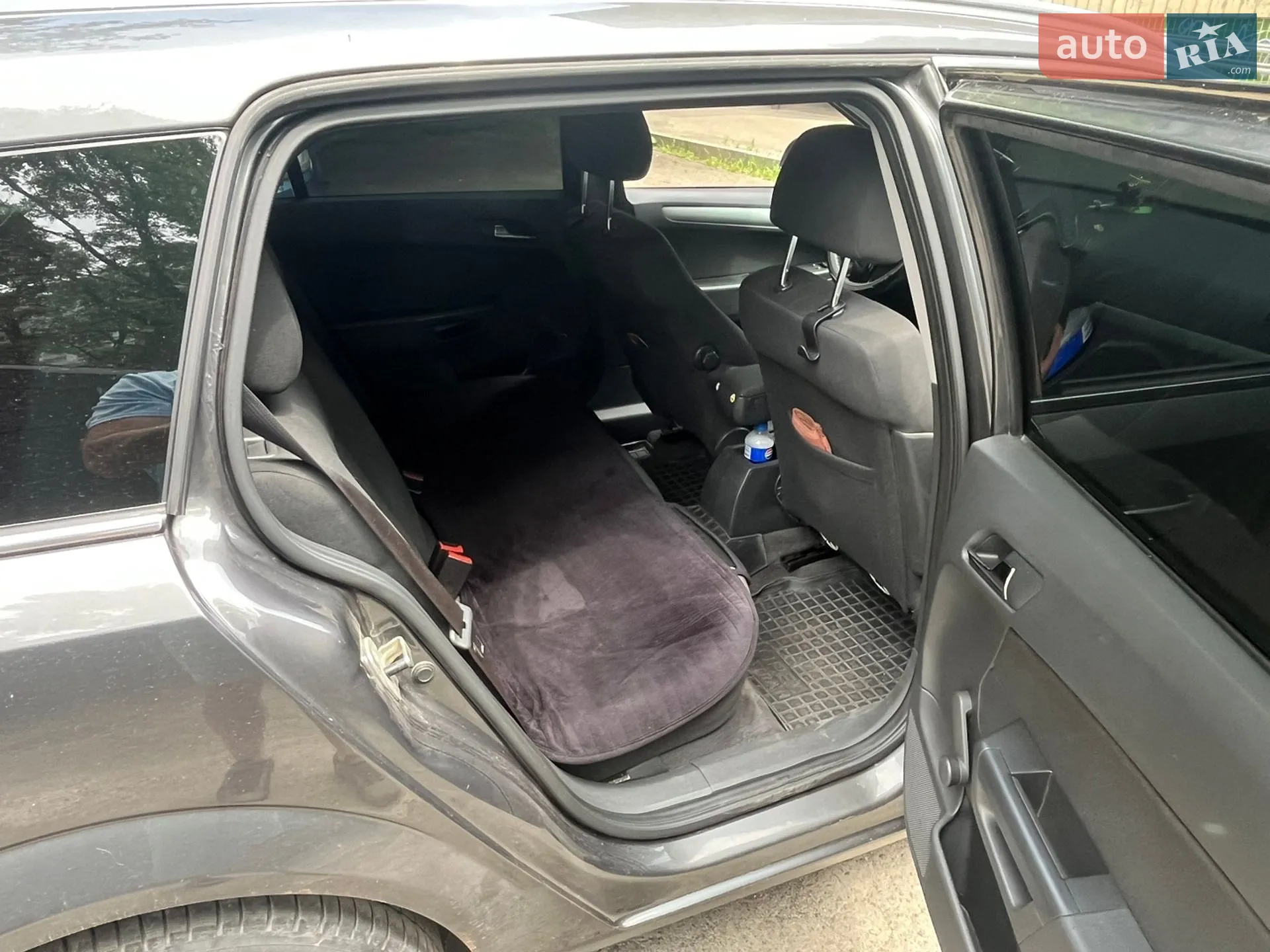 2010 Opel Astra - мініатюра 11