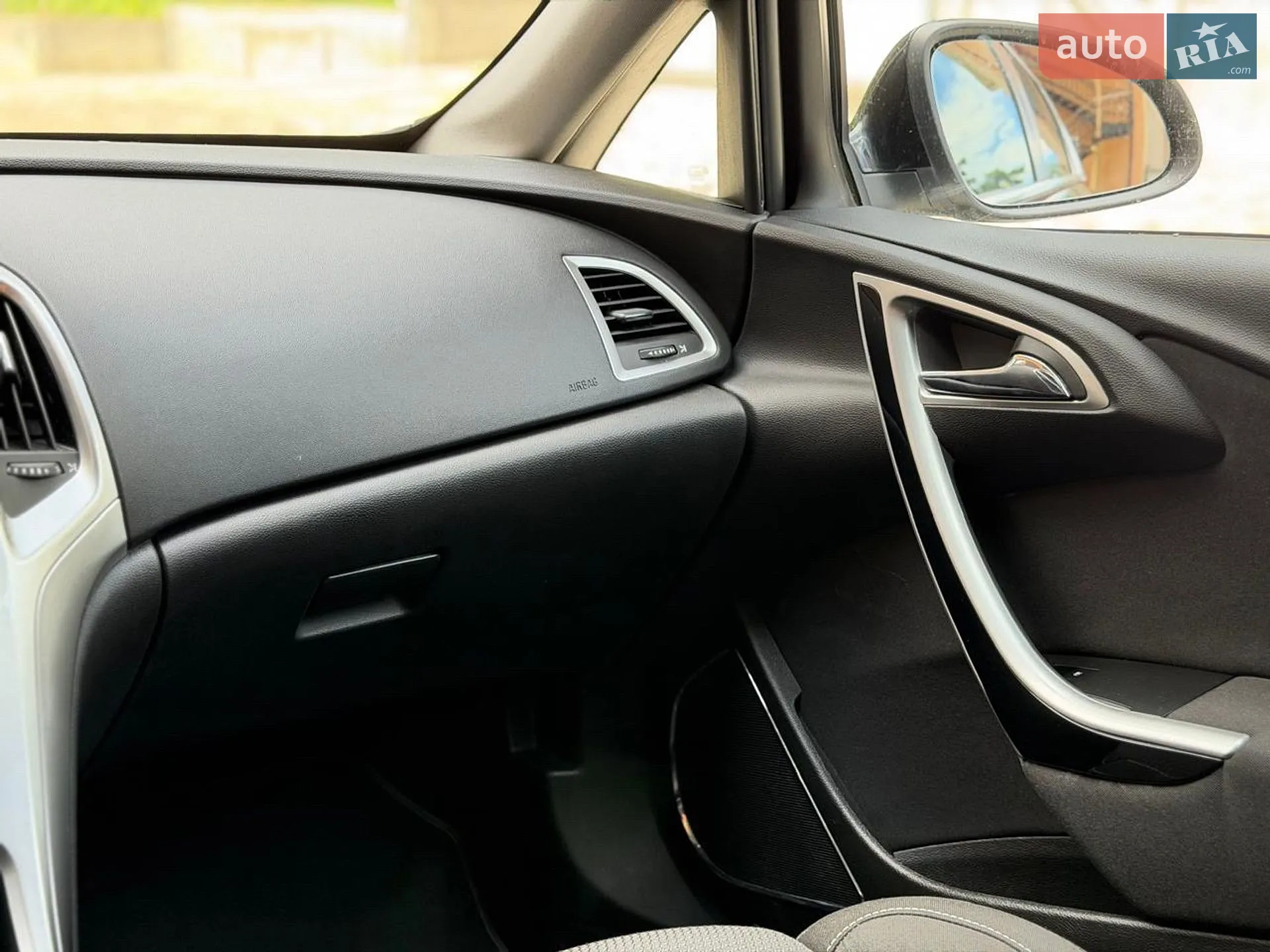 2011 Opel Astra - мініатюра 26