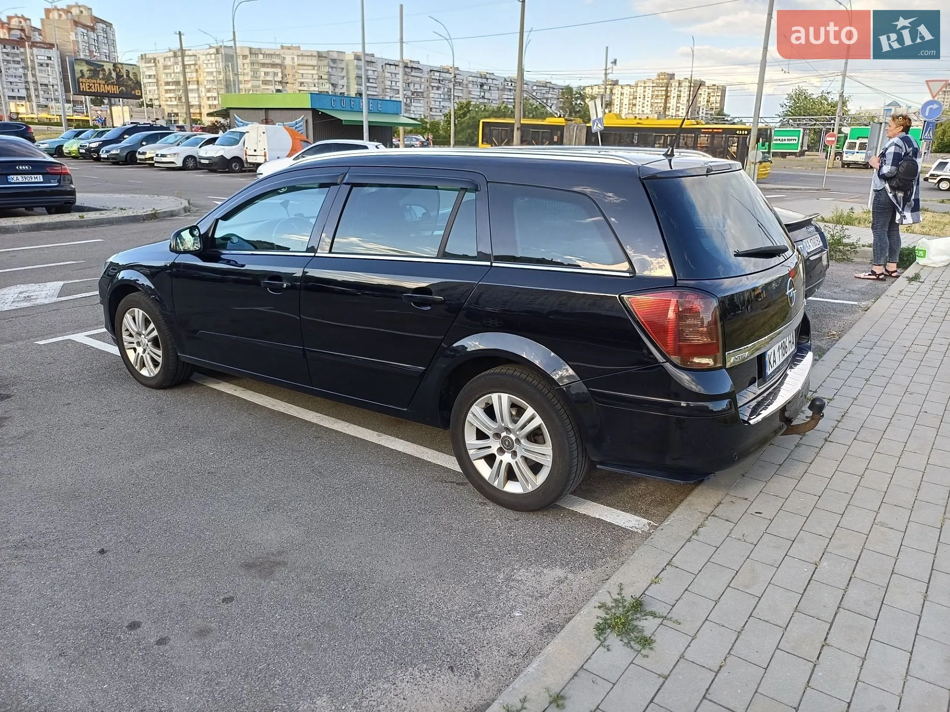 2010 Opel Astra - мініатюра 3