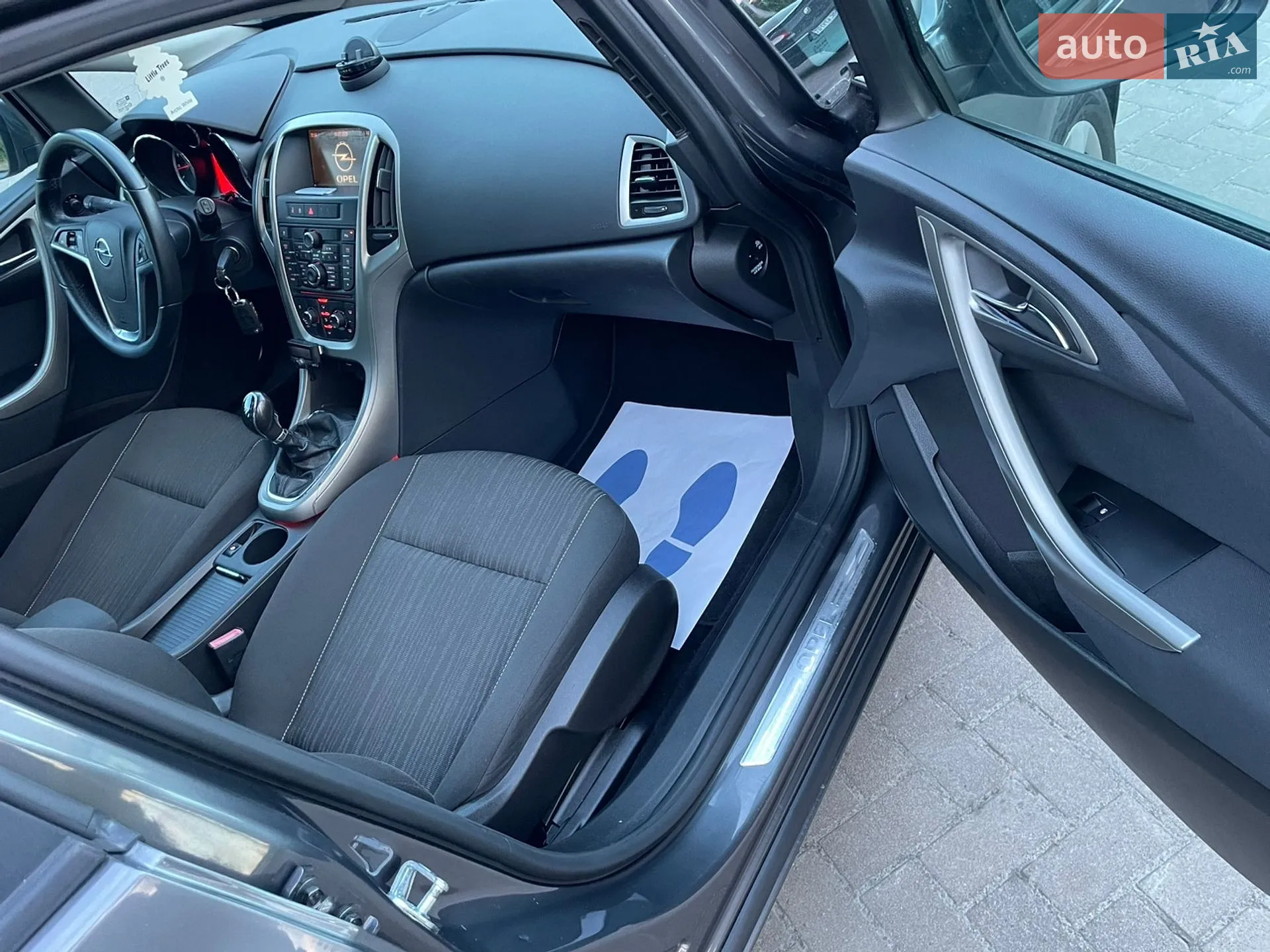 2010 Opel Astra - мініатюра 18