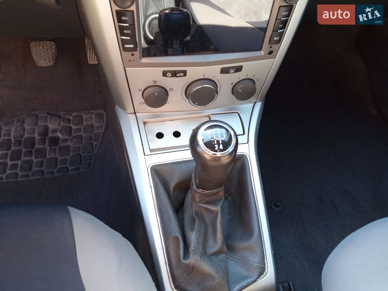 2010 Opel Astra - мініатюра 18