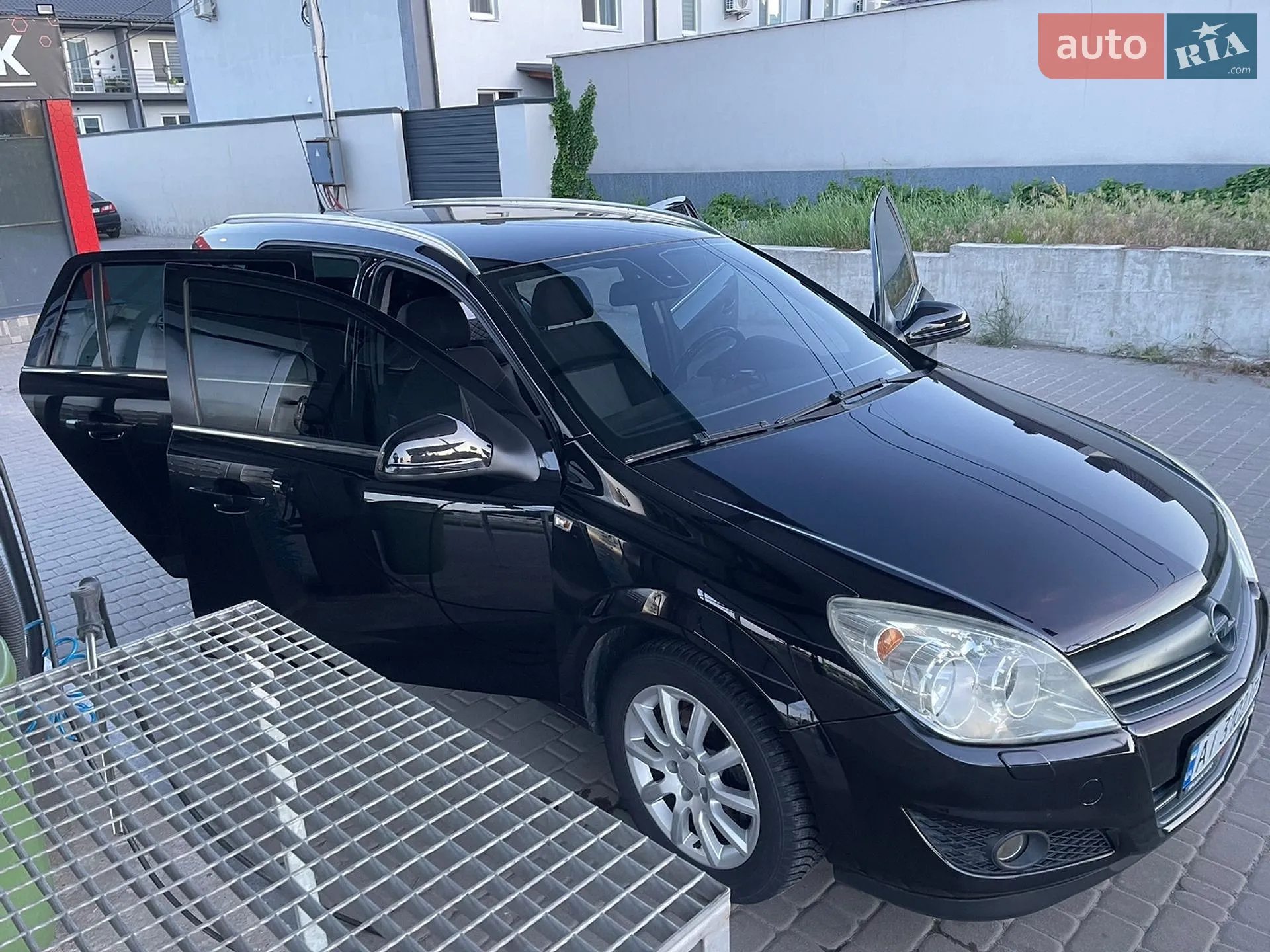 2010 Opel Astra - мініатюра 4