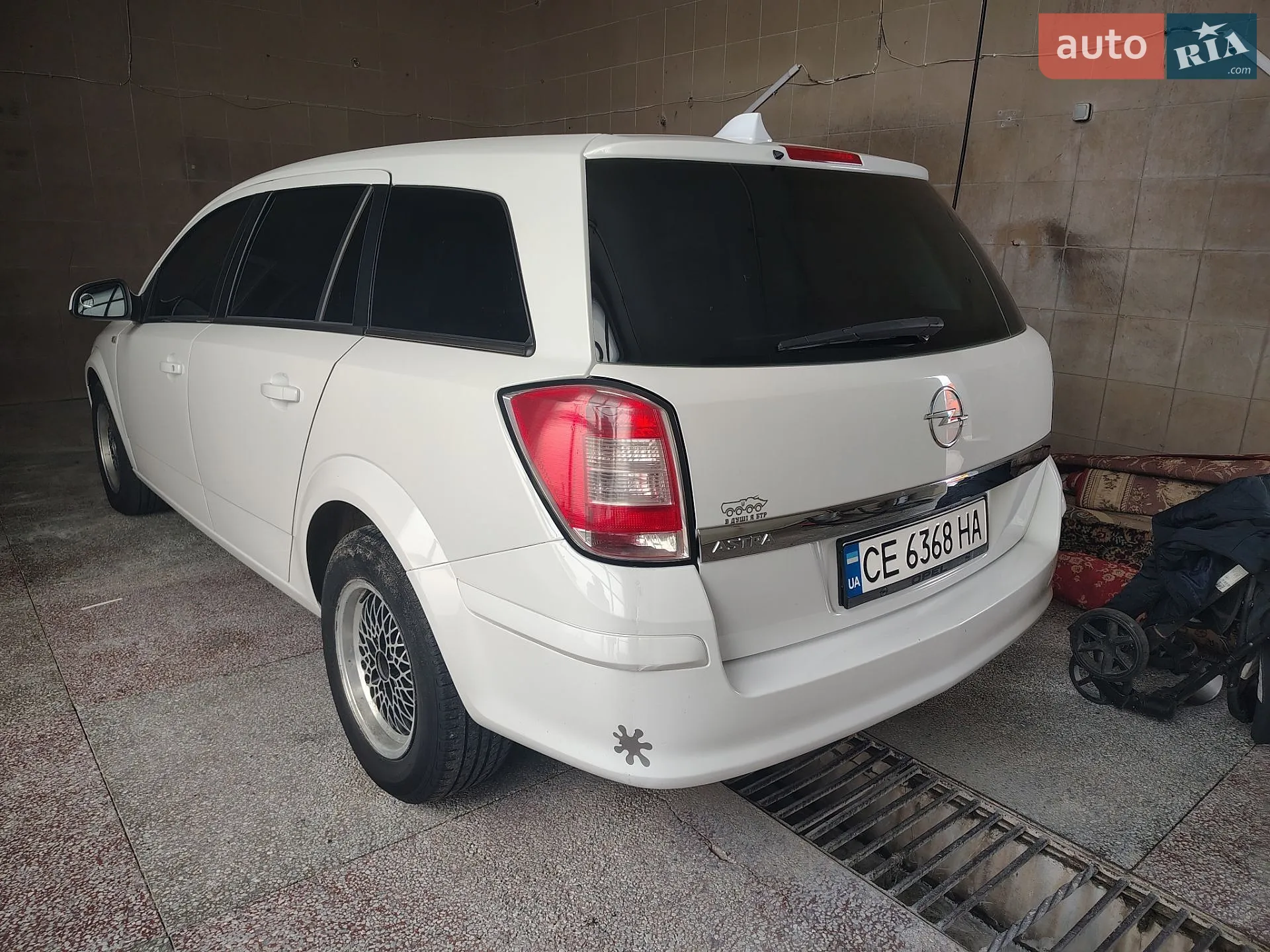 2010 Opel Astra - мініатюра 5