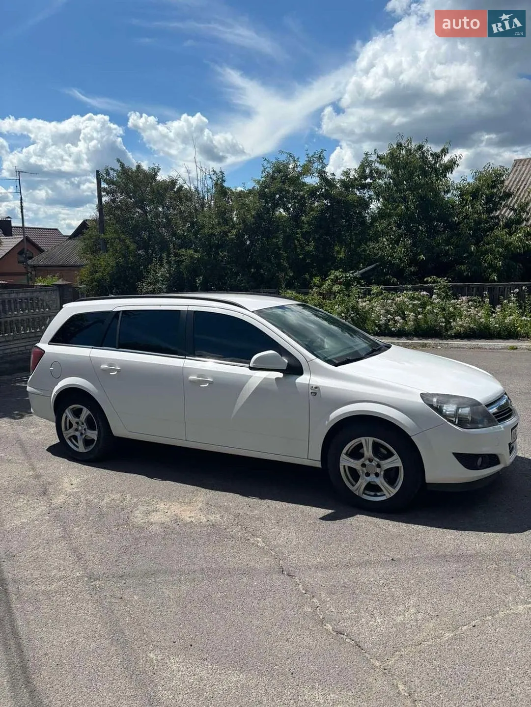 2010 Opel Astra - фото 1