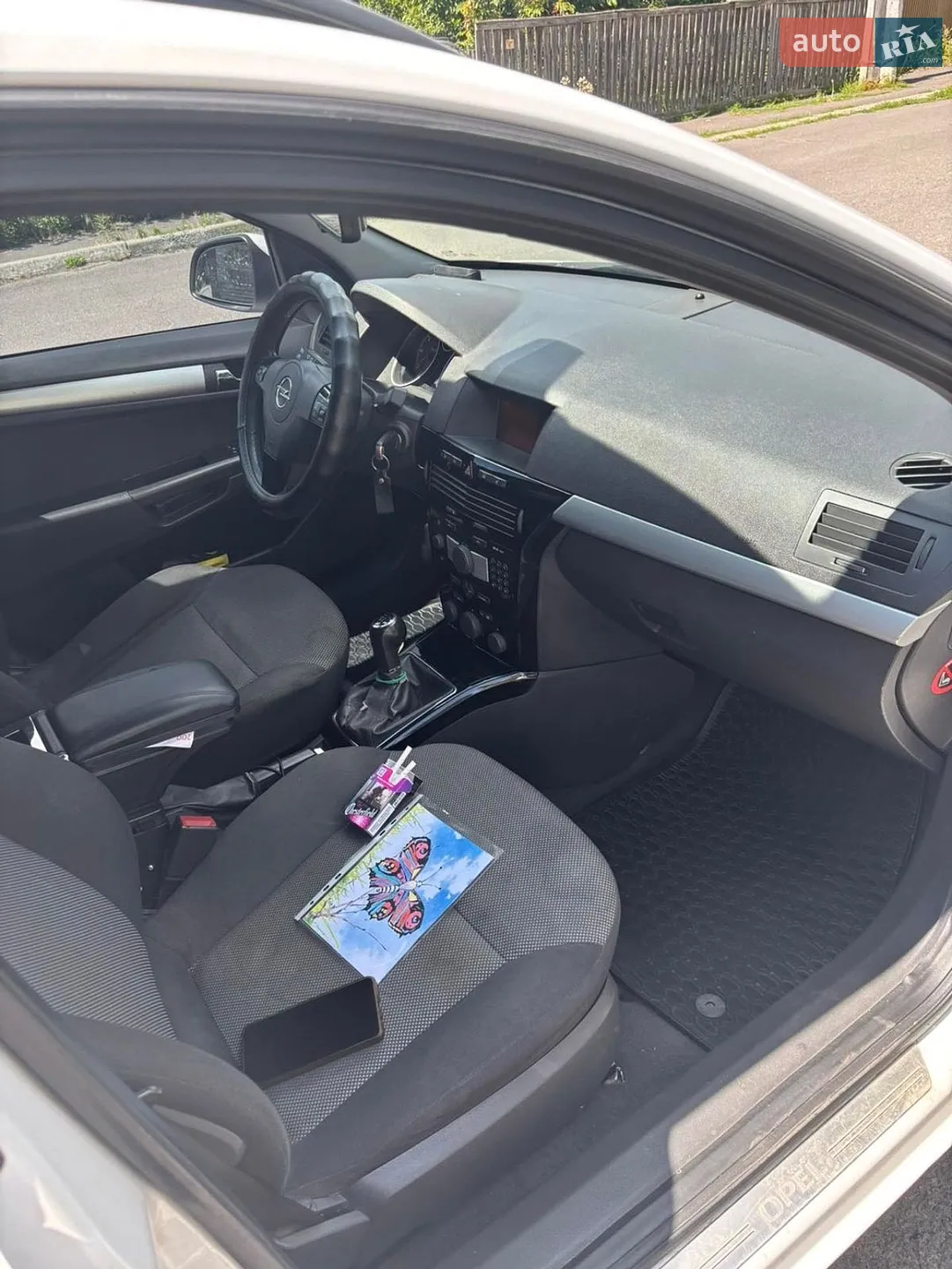 2010 Opel Astra - мініатюра 8