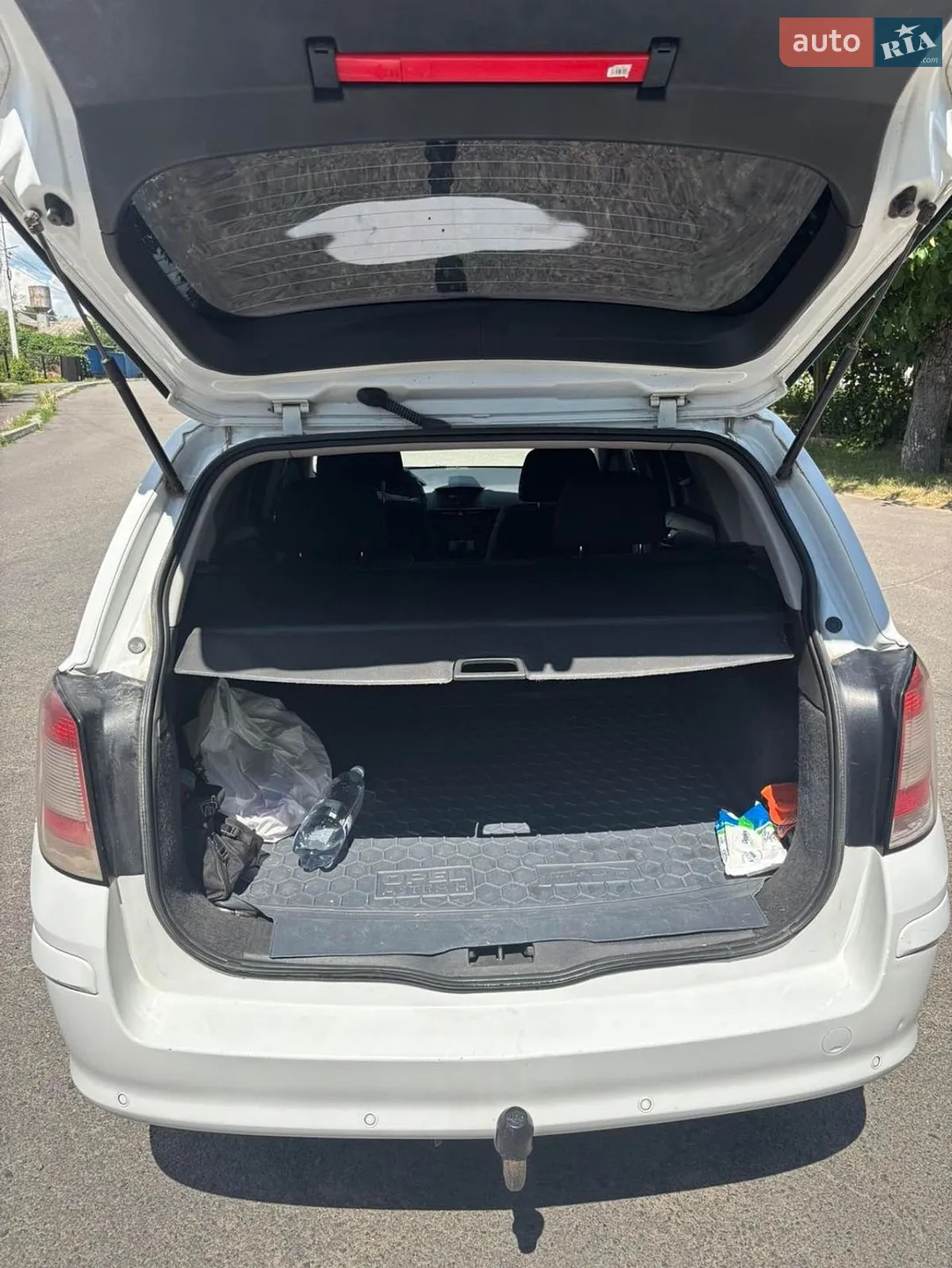 2010 Opel Astra - мініатюра 10