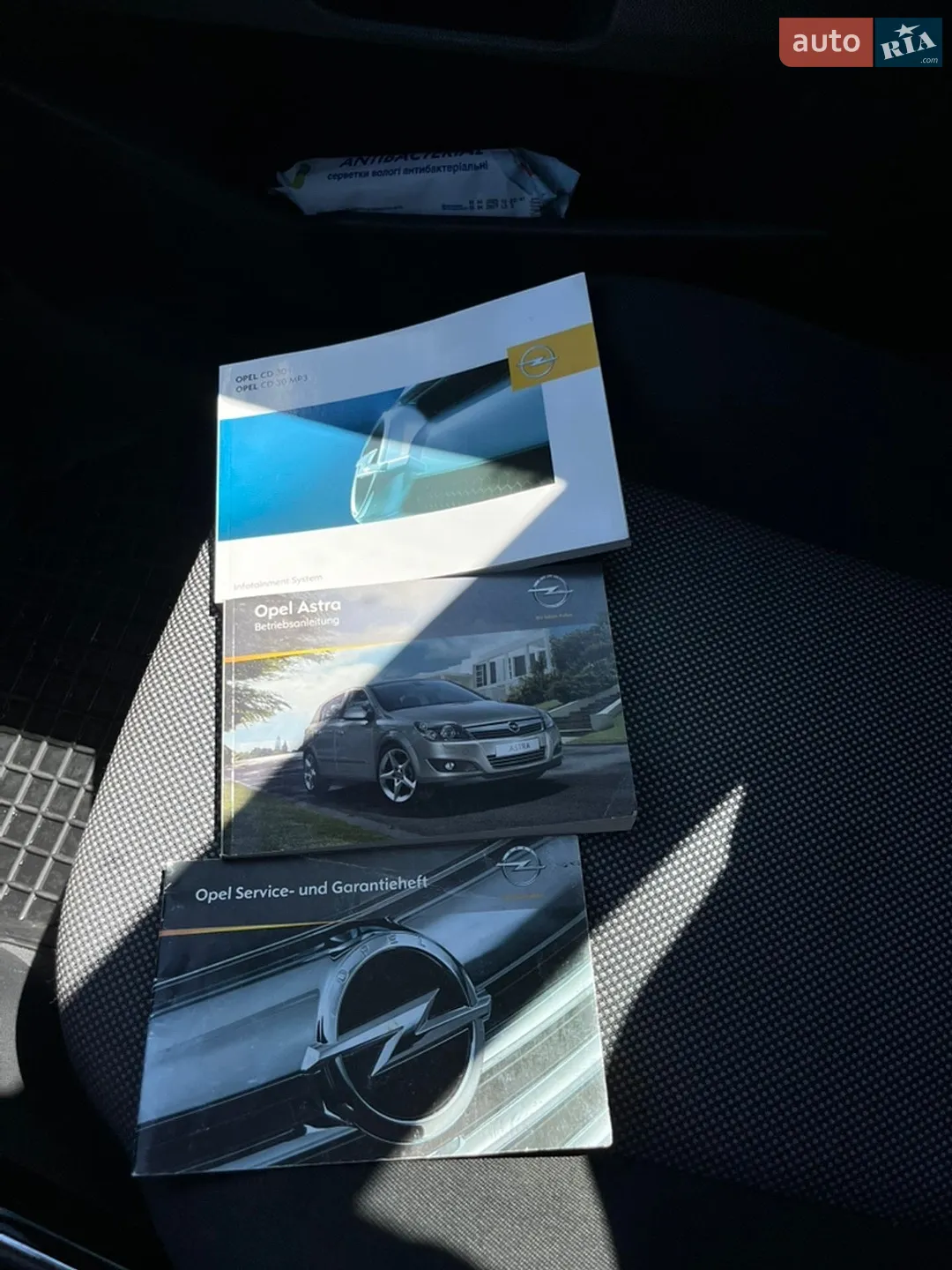 2010 Opel Astra - мініатюра 20