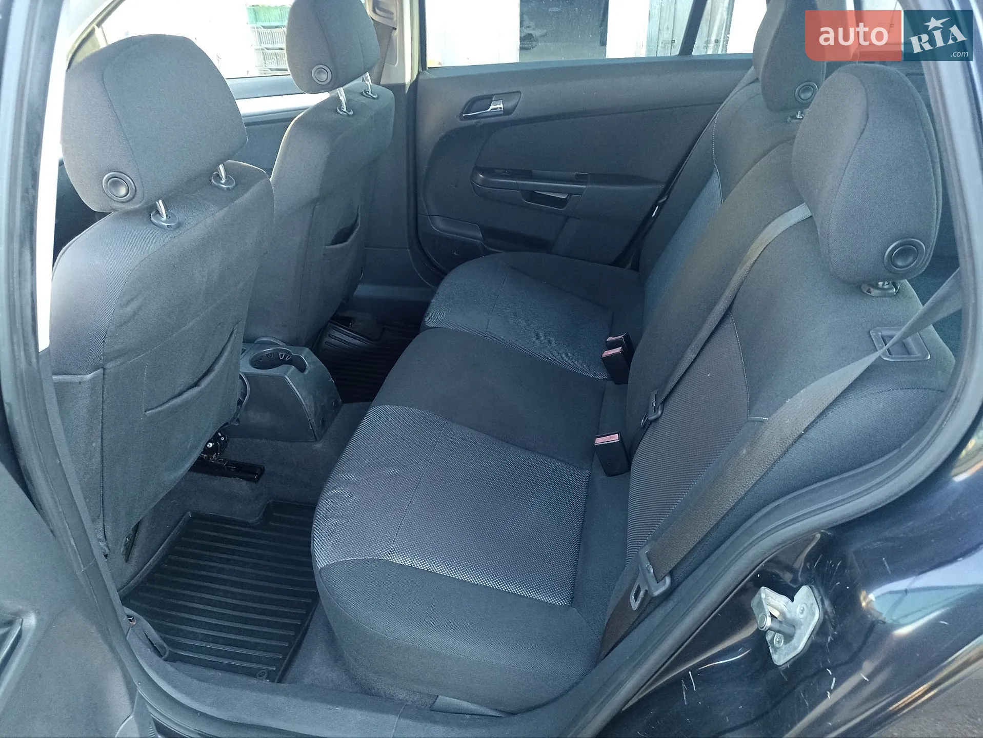 2010 Opel Astra - мініатюра 9