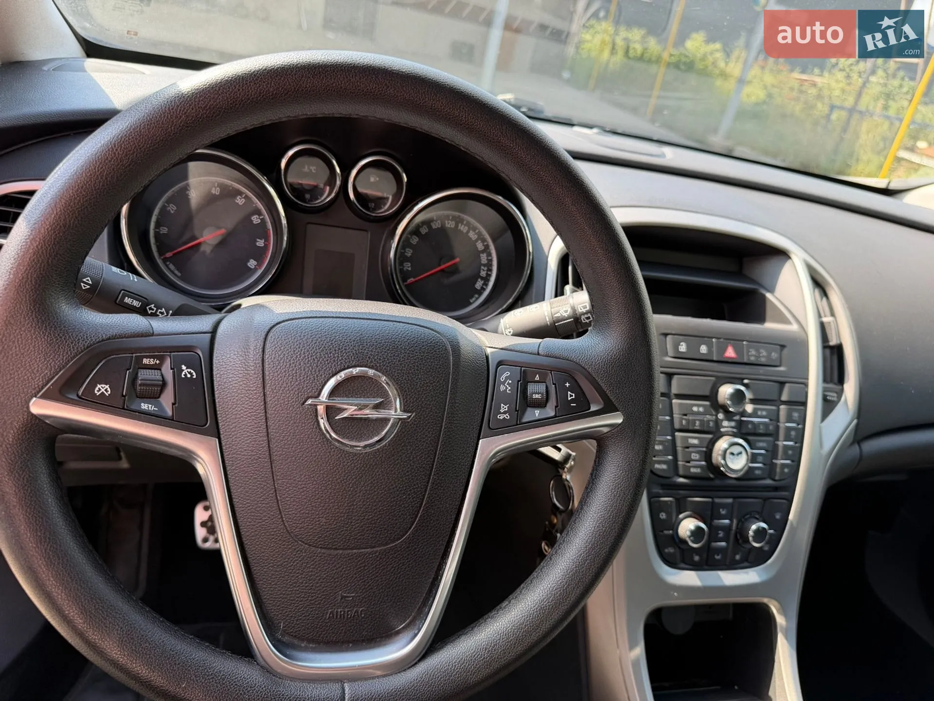 2010 Opel Astra - мініатюра 28