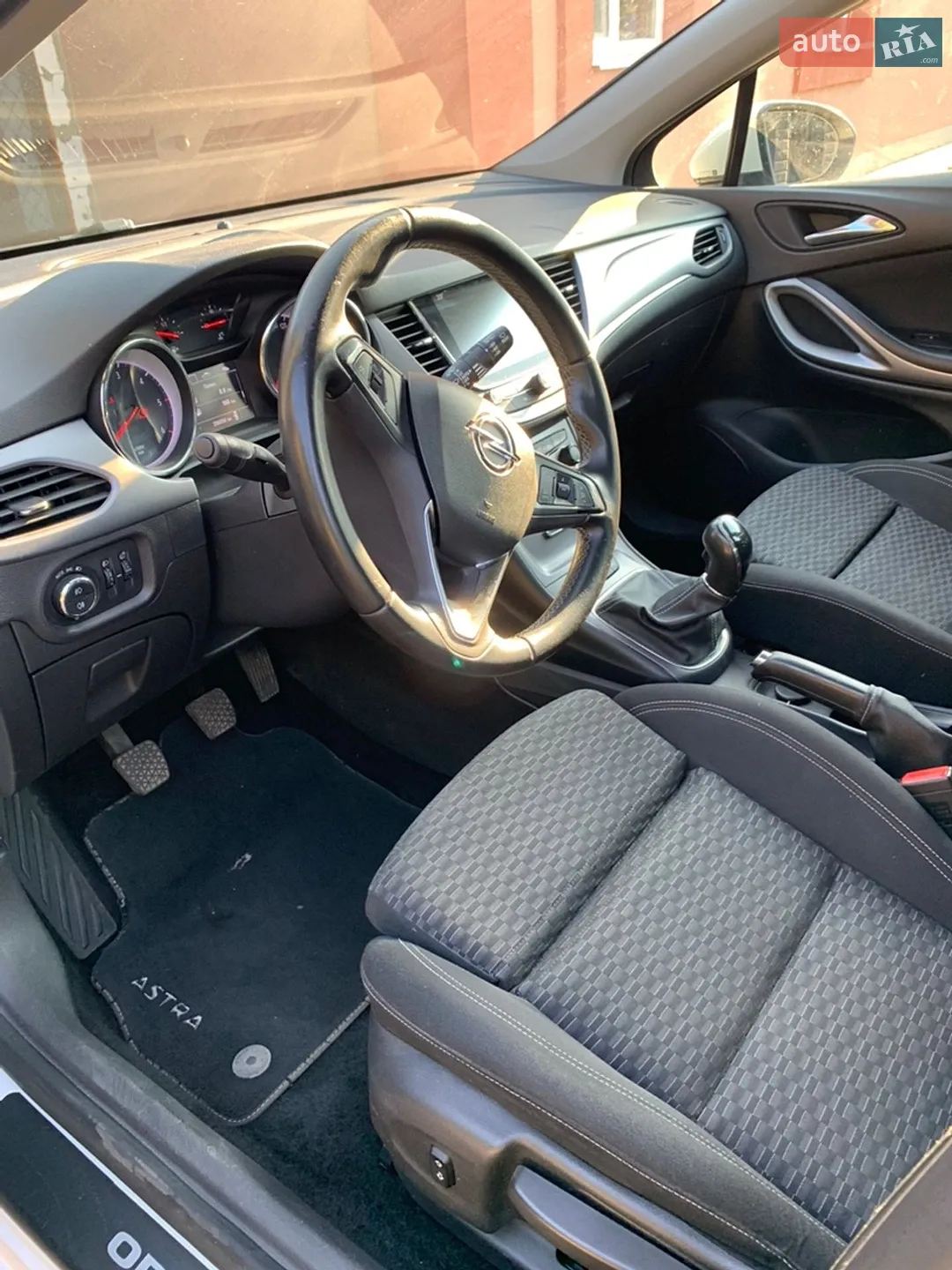 2018 Opel Astra - мініатюра 26