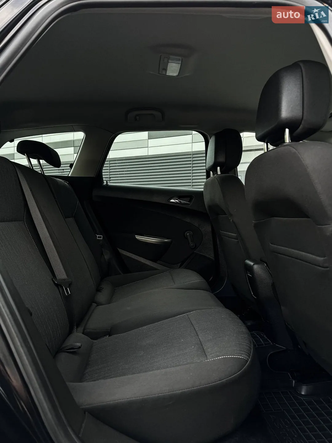 2011 Opel Astra - мініатюра 5