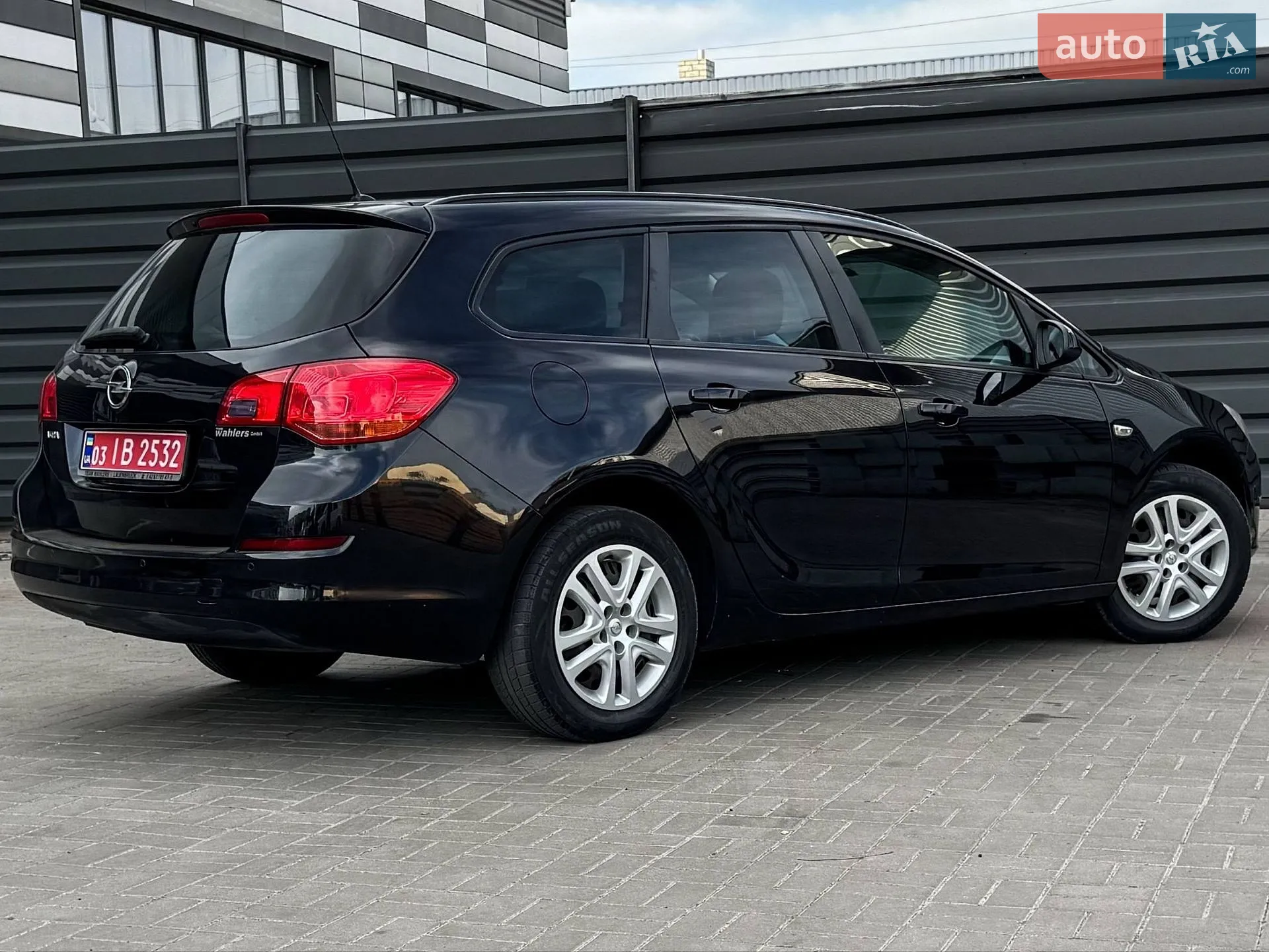 2011 Opel Astra - мініатюра 14